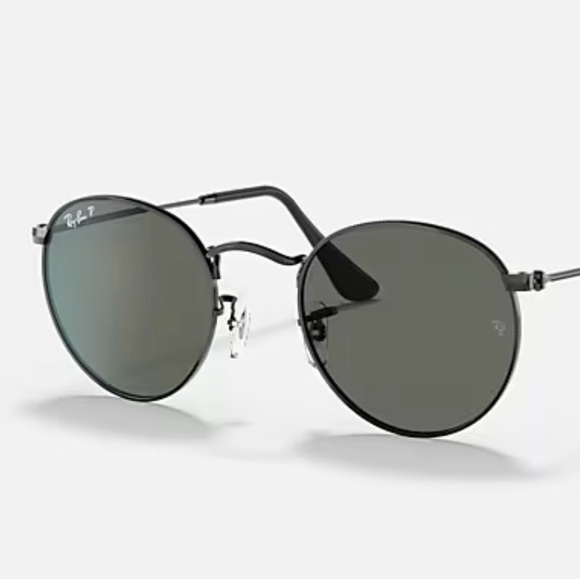 Ray-Ban Black Round Sunglasses